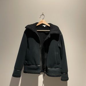Uniqlo x JW Anderson pile lined fleece jacket in black